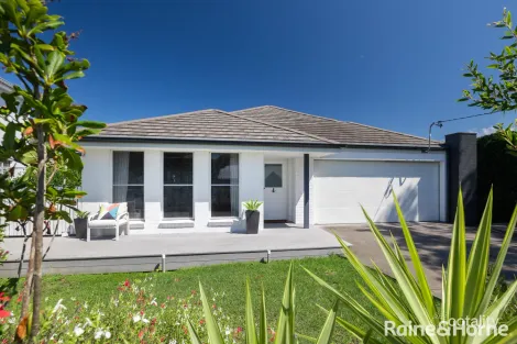 Property photo of 6 Harrington Crescent Bawley Point NSW 2539