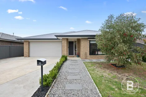 12 Cromie St, Miners Rest, VIC 3352