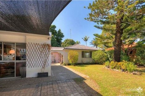 122 Sunshine Bvd, Mermaid Waters, QLD 4218