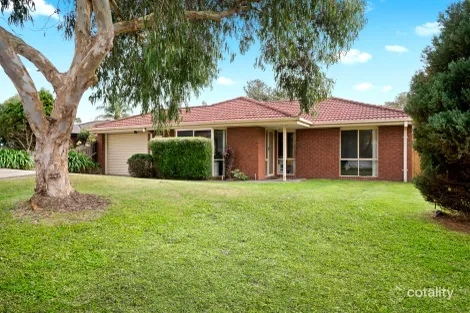 1 Sandra Ct, Langwarrin, VIC 3910