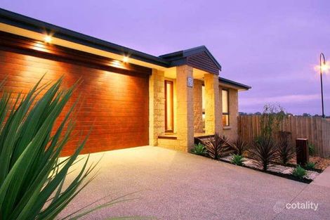 25 Marthas Ridge Dr, Mount Martha, VIC 3934