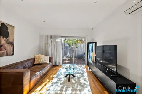 Property photo of 4/19 Bristol Road Pascoe Vale VIC 3044