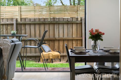 Property photo of 9 Landsby Drive Avondale Heights VIC 3034