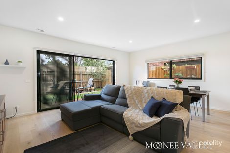 Property photo of 9 Landsby Drive Avondale Heights VIC 3034