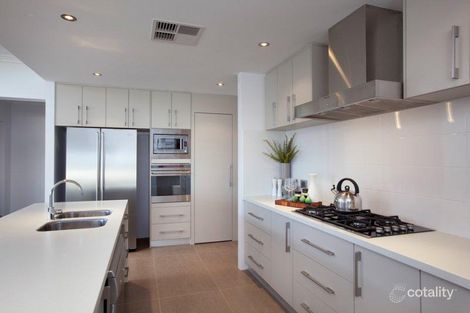 Property photo of 40 Saverne Way Landsdale WA 6065