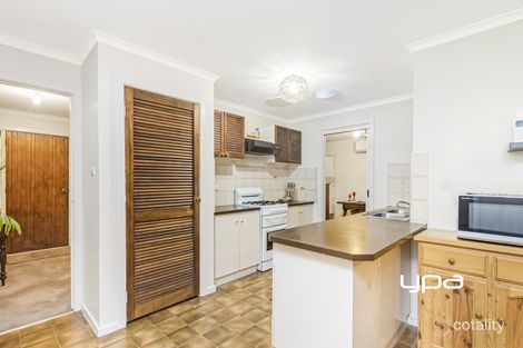 Property photo of 30 Holloway Close Sunbury VIC 3429