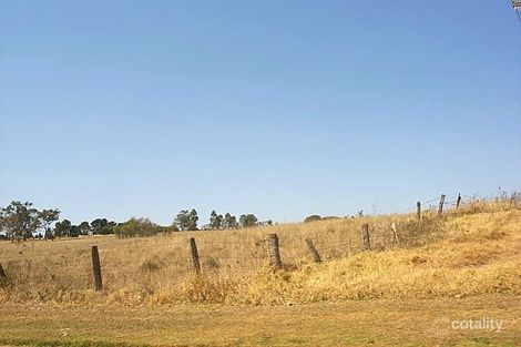 462 South St, Harristown, QLD 4350