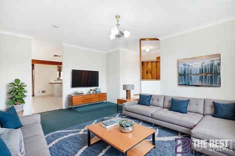 Property photo of 5 Kangaroo Close Brookdale WA 6112