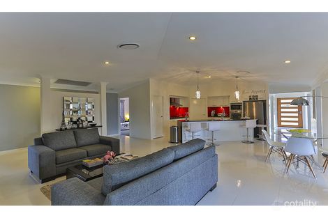 Property photo of 68 Wood Drive Middle Ridge QLD 4350