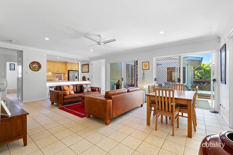 Property photo of 28 Lynch Crescent Birkdale QLD 4159
