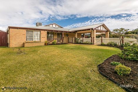 201 Timberlane Dr, Woodvale, WA 6026