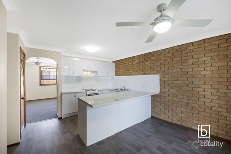 Property photo of 2/122-124 Wallarah Road Gorokan NSW 2263