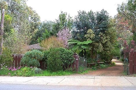 110 Holden Rd, Roleystone, WA 6111