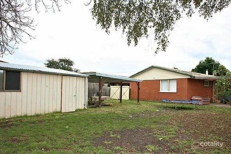 Property photo of 10 Fairbairn Road Cranbourne VIC 3977