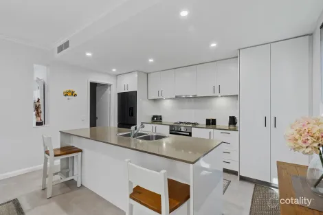 Property photo of 4 Portland Pass Meadow Springs WA 6210