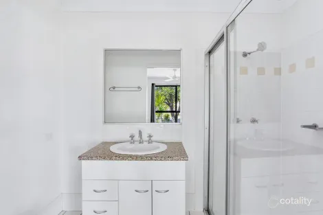 Property photo of 17 Bluegum Place Taigum QLD 4018
