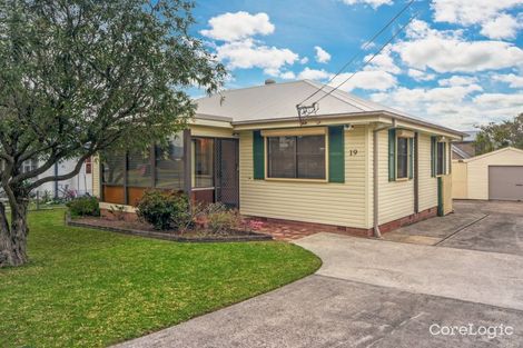 Property photo of 19 Oldfield Street Warilla NSW 2528