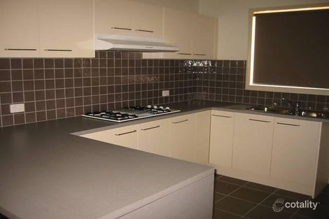 Property photo of 36 Von Nida Drive Cranbourne North VIC 3977