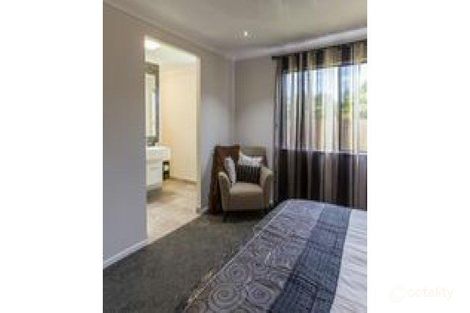 Property photo of 3 Gilling Court Bushland Beach QLD 4818