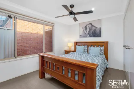 Property photo of 21 Golding Drive Glendenning NSW 2761