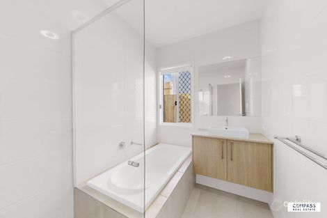 Property photo of 4 Thornhill Road Morayfield QLD 4506