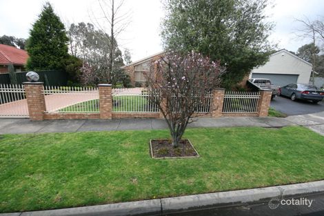 9 Bethelle Ct, Lysterfield, VIC 3156