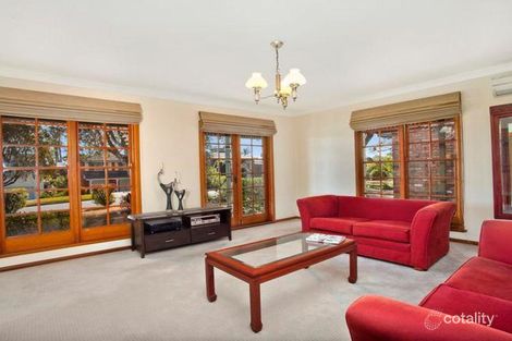 Property photo of 27 Panaview Crescent North Rocks NSW 2151