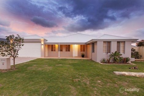 Property photo of 35 Lynella Circuit Banksia Grove WA 6031