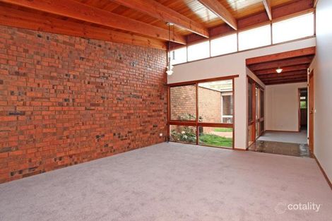 Property photo of 2/29 Outlook Drive Werribee VIC 3030