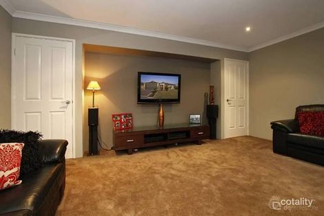 Property photo of 8 Hirundo Bend Tapping WA 6065