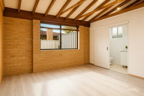 Property photo of 37 Dickens Road Wetherill Park NSW 2164