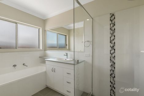 Property photo of 1 Robin Court Kleinton QLD 4352