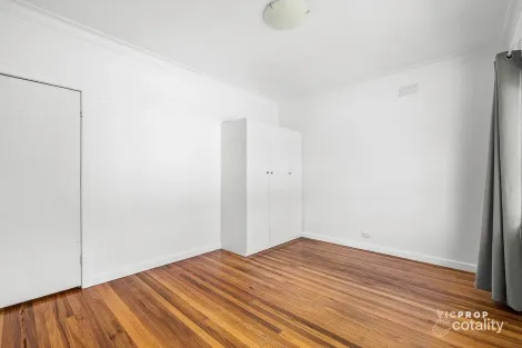 Property photo of 13 Gordon Avenue Oakleigh East VIC 3166