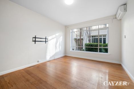 Property photo of 2/30 Balaclava Road St Kilda East VIC 3183