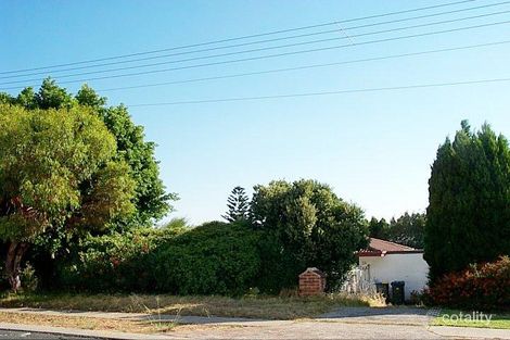 33 Nelligan Ave, Girrawheen, WA 6064