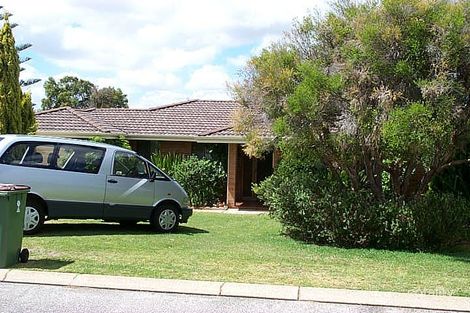 17 Woodhouse Way, Noranda, WA 6062