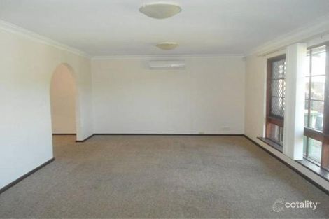 Property photo of 33 Baron Way Gosnells WA 6110