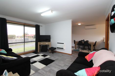 Property photo of 2/18 Beechnut Place Warrnambool VIC 3280