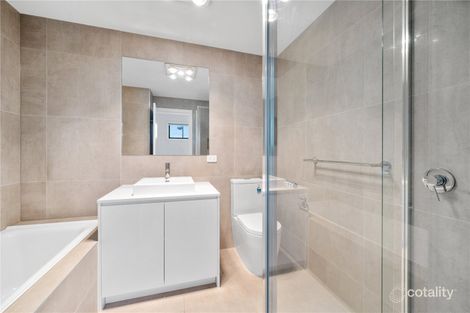 Property photo of 57 Hardy Loop Keysborough VIC 3173