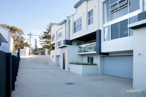 7C WILTON PL, SCARBOROUGH, WA 6019