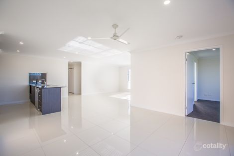 Property photo of 6 Harrison Place Pimpama QLD 4209