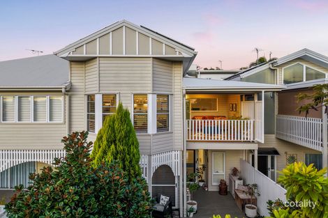 2/43 Raby Rd, Coorparoo, QLD 4151