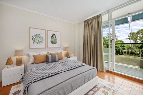 Property photo of 2J/182 Dornoch Terrace Highgate Hill QLD 4101