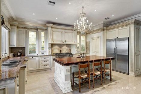 Property photo of 55 Maltravers Road Ivanhoe East VIC 3079