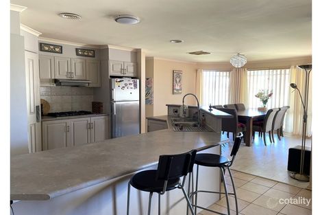 Property photo of 1 Dunvarleigh Crescent Griffith NSW 2680