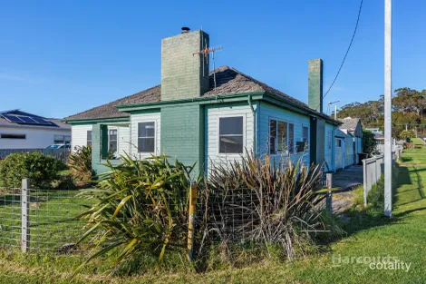 Property photo of 8 Simpson Street Somerset TAS 7322