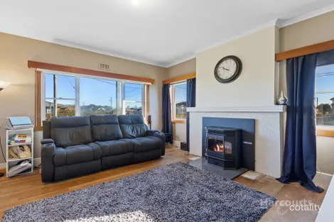 Property photo of 8 Simpson Street Somerset TAS 7322