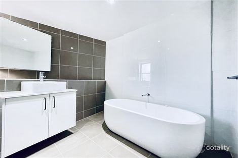 Property photo of 32-34 McIntyre Street Gordon NSW 2072