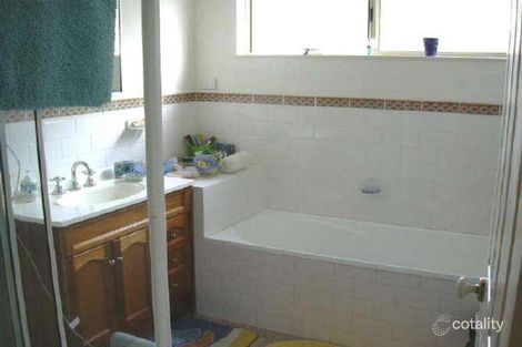 Property photo of 28 Heath Street Broulee NSW 2537