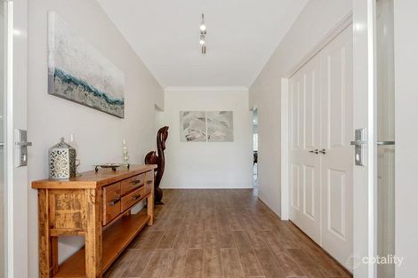 Property photo of 3 Observation Circle Bedfordale WA 6112